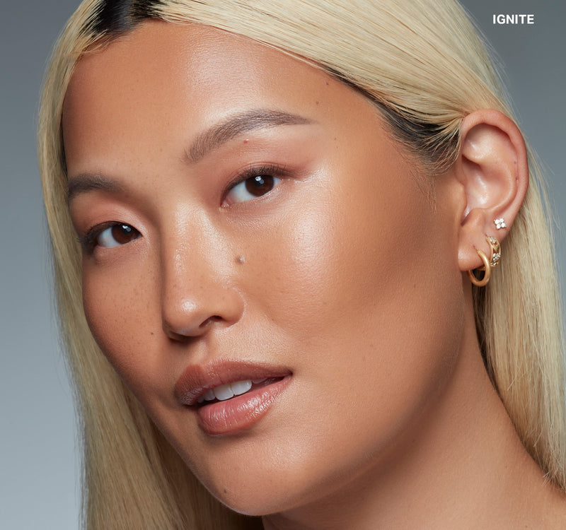 Sudden Heat Creamy Bronzer Stick - Image 7 out of 25