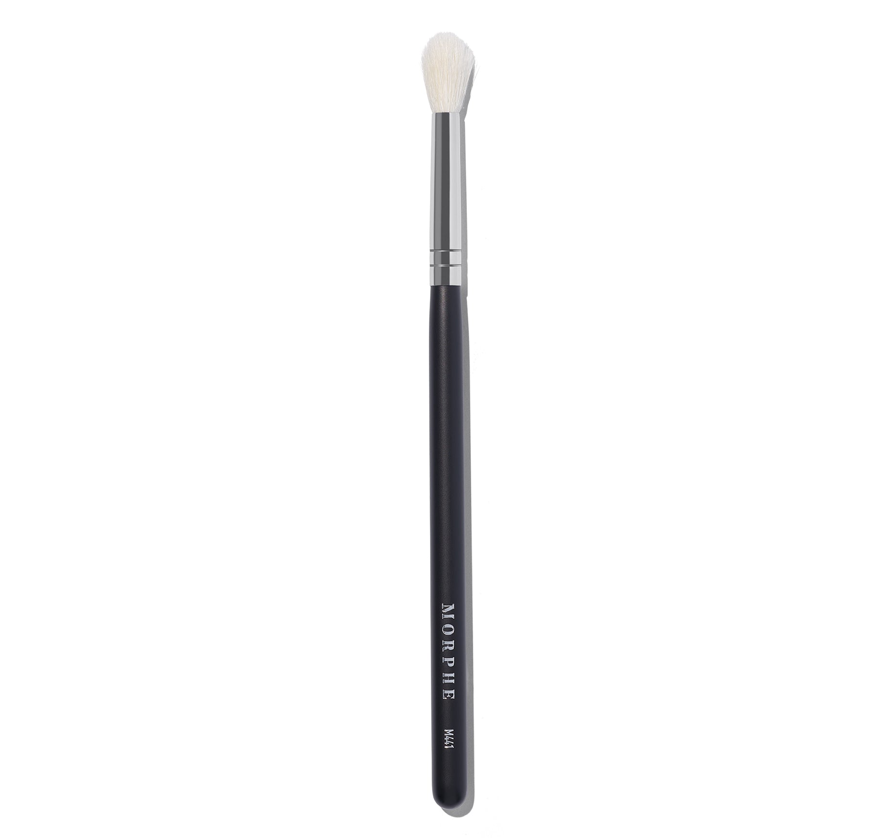 M441 Firm Blending Crease Eyeshadow Brush