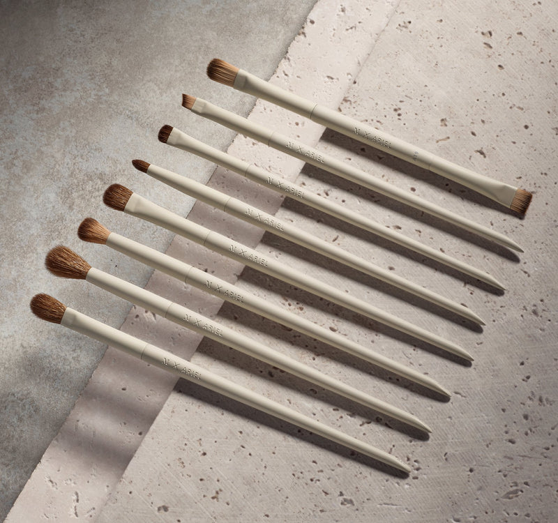 Signature Eyes 8-Piece Eye Brush Set - Image 4 out of 5