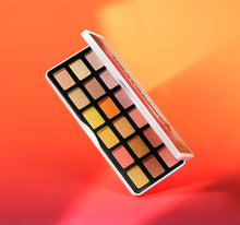 18H Heatseeker Artistry Palette - Stylized Product-view-8